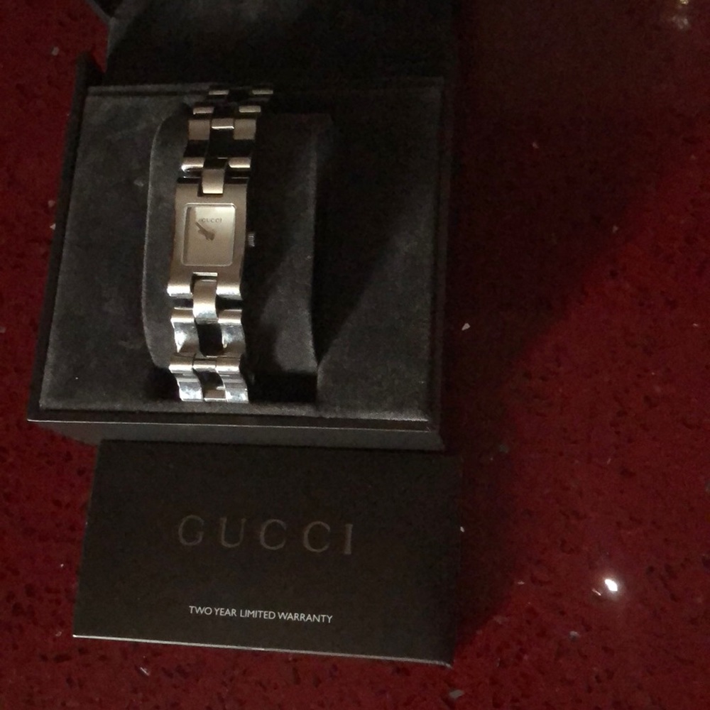 Authentic Gucci Watch - image 3